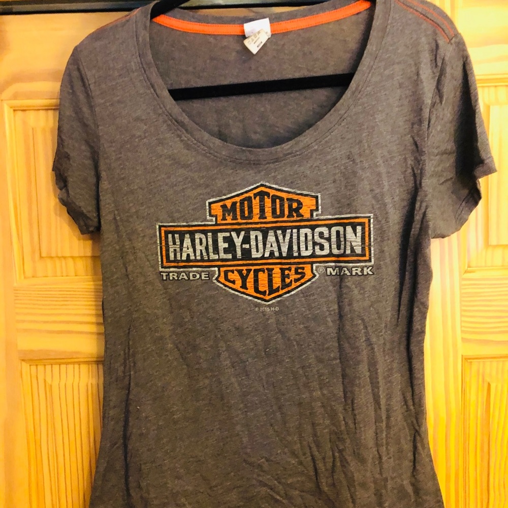 Harley-Davidson gray scoop neck tee